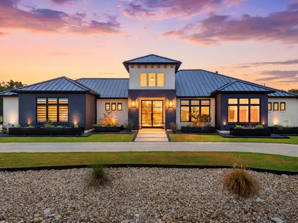 104 Sunridge Cv, Georgetown, TX 78633