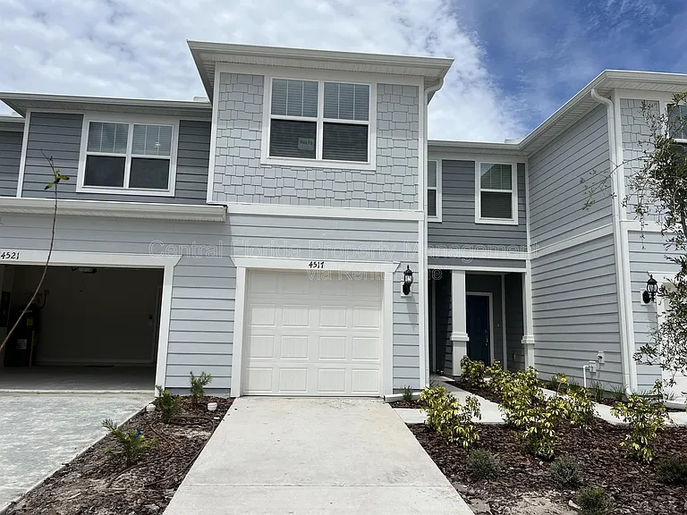 4517 Sparkling Shell Ave — Photo 1