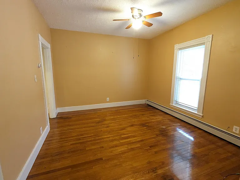 52 Quincy St #2 — Photo 6