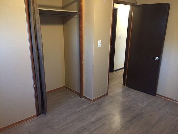 4th image of 503 W 20th St