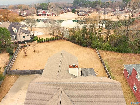 4th image of 7110 Tull Water Dr SE