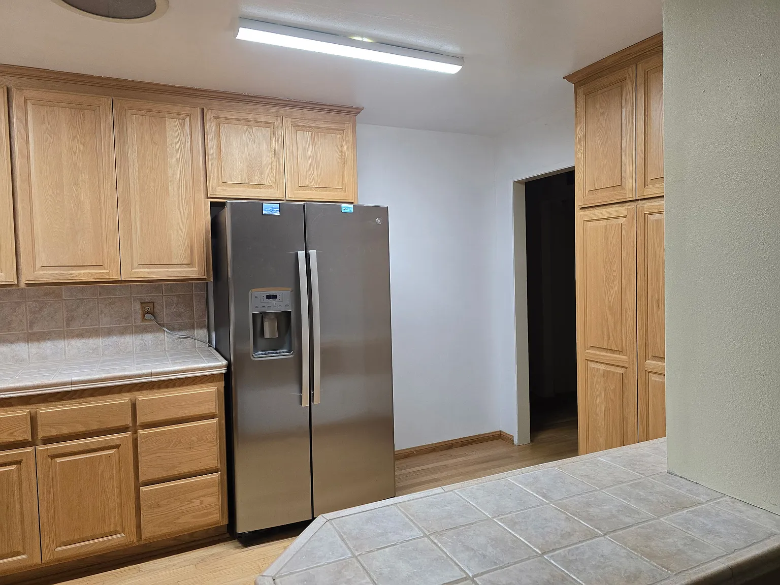 3 bed, 2.5 bath, 1730 sqft, $3,500 — Photo 4