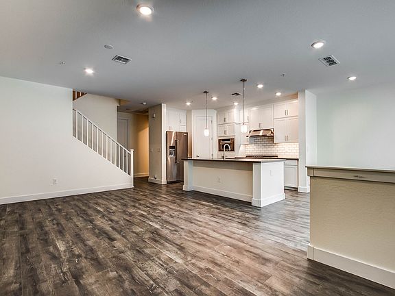 2nd image of 3855 S McQueen Rd APT 50