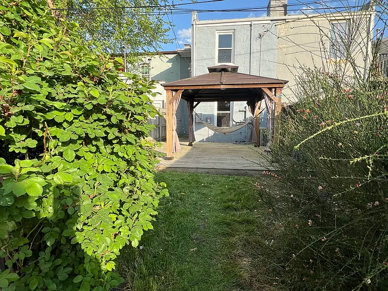 724 N 1st St — Photo 20
