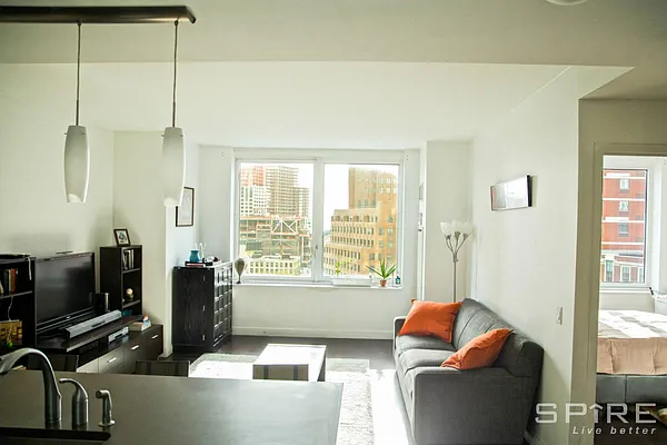 Rented by Spire Group | media 19