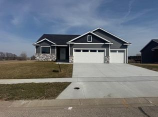 903 7th Ave, Wanamingo, MN 55983