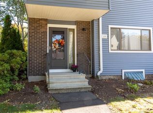 159 Shagbark Dr UNIT 159, Derby, CT 06418