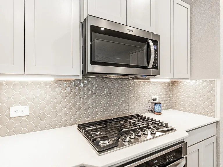 22806 Theodoli Dr — Photo 12