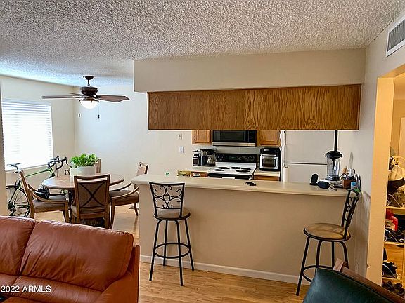3rd image of 2228 E Campbell Ave APT 217