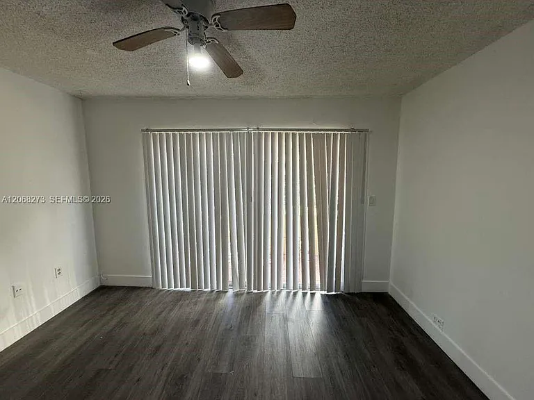 11905 NE 2nd Ave #C106 — Photo 12