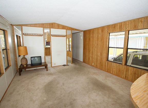 4th image of 275 Burnett Ave Spc 119