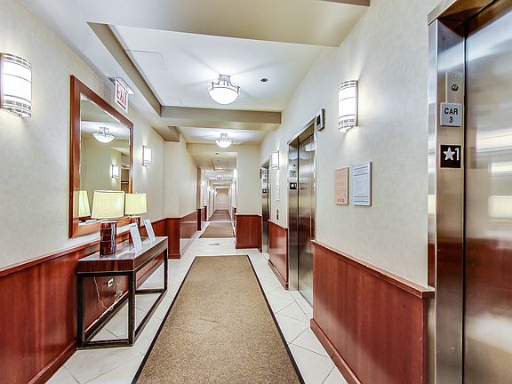 4th image of 1250 S Indiana Ave APT 1212