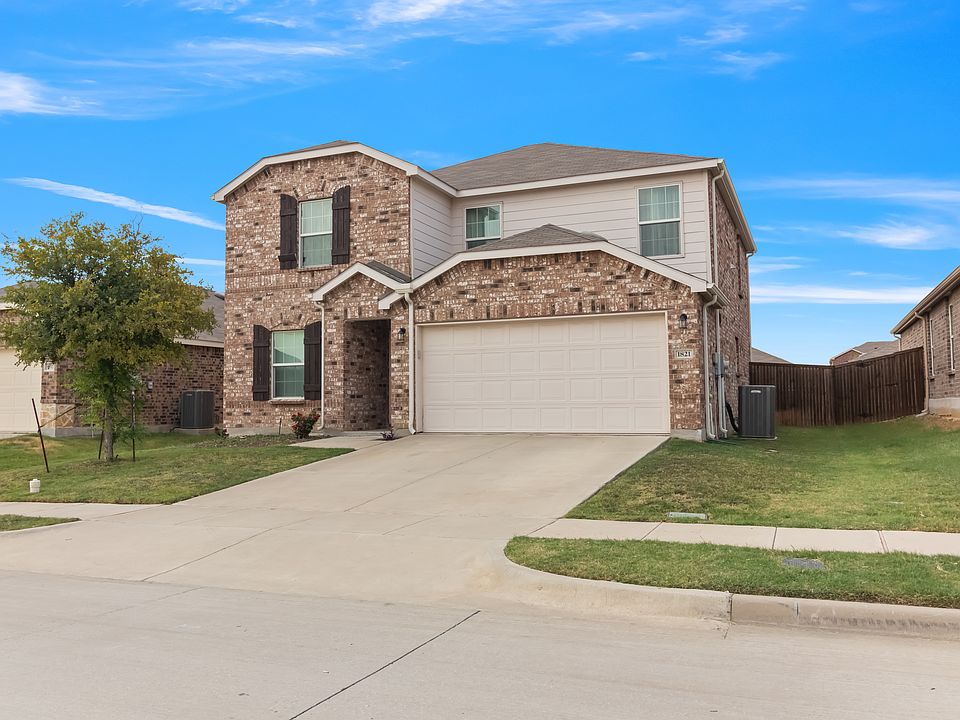 1st image of 1821 Waggoner Dr