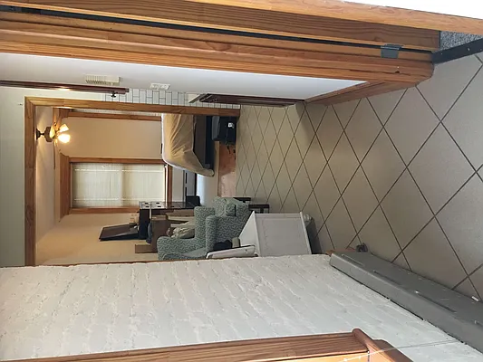 Rented by Peter Meskouris LREB | media 13