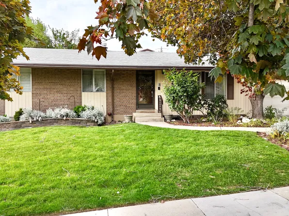 2983 E Banbury Rd, Cottonwood Heights, UT 84121