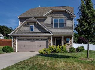 6707 Planters Dr, High Point, NC 27265