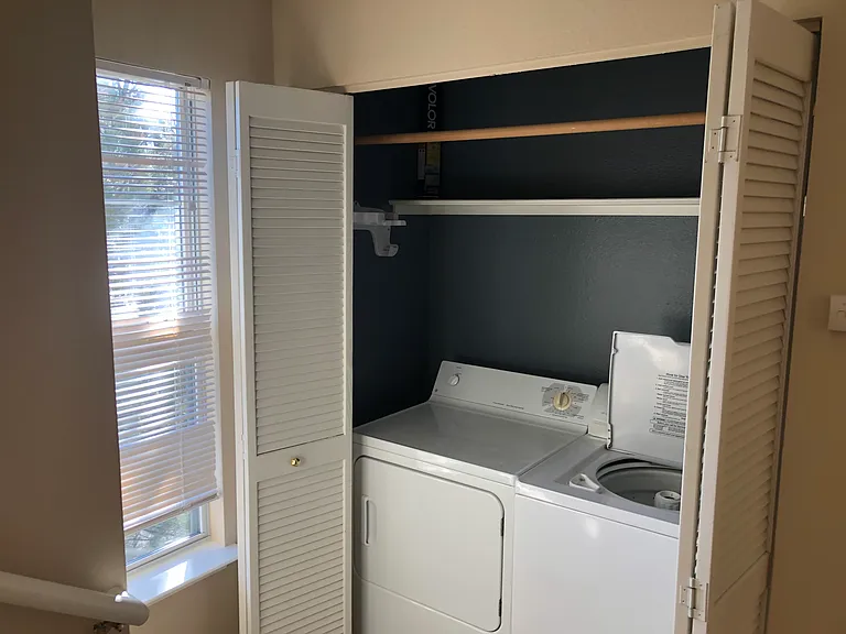 Full Size Laundry