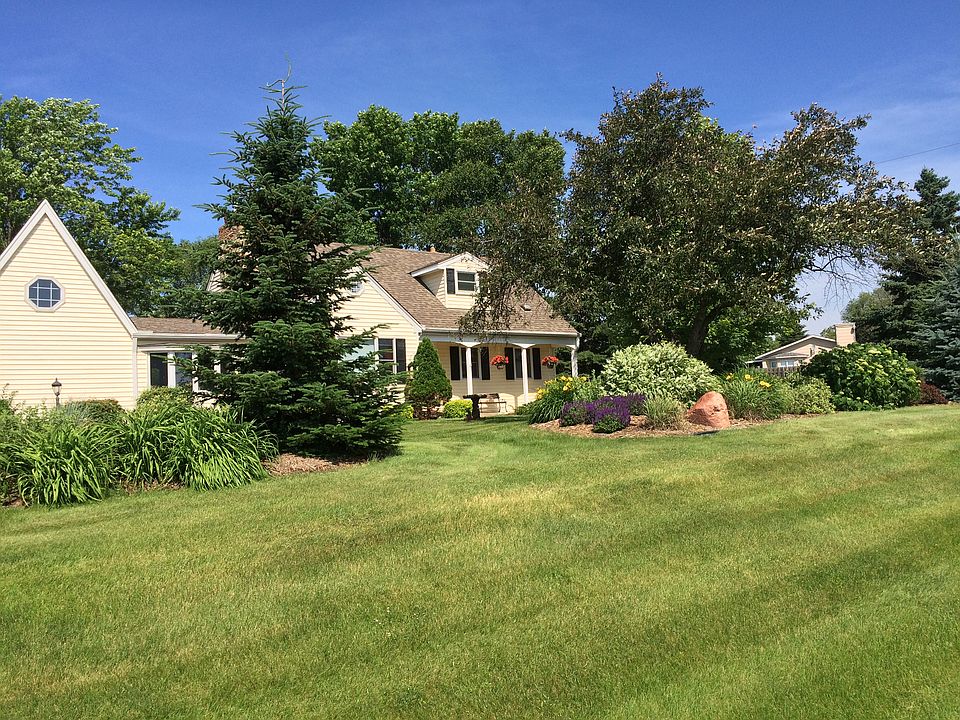 1st image of 5180 Woodbury Dr