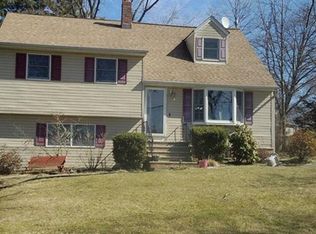4 Garfield Rd, Wayne, NJ 07470