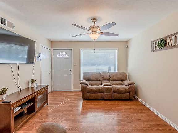 5th image of 907 Glynn Oaks Dr