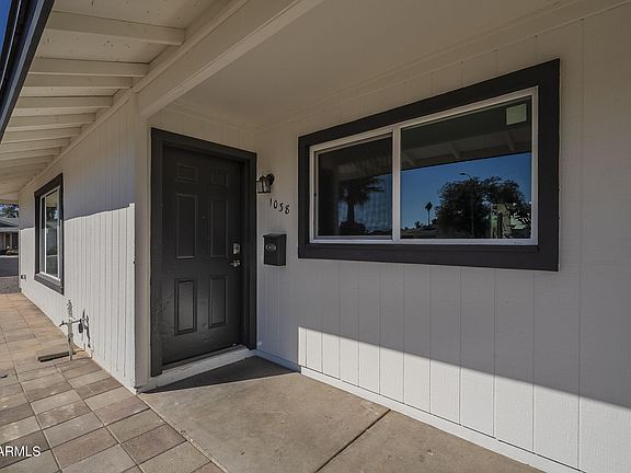 5th image of 1038 E CARSON Drive