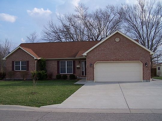 1st image of 28 Edgewood Dr