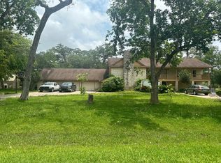 1445 County Road 201a, Angleton, TX 77515