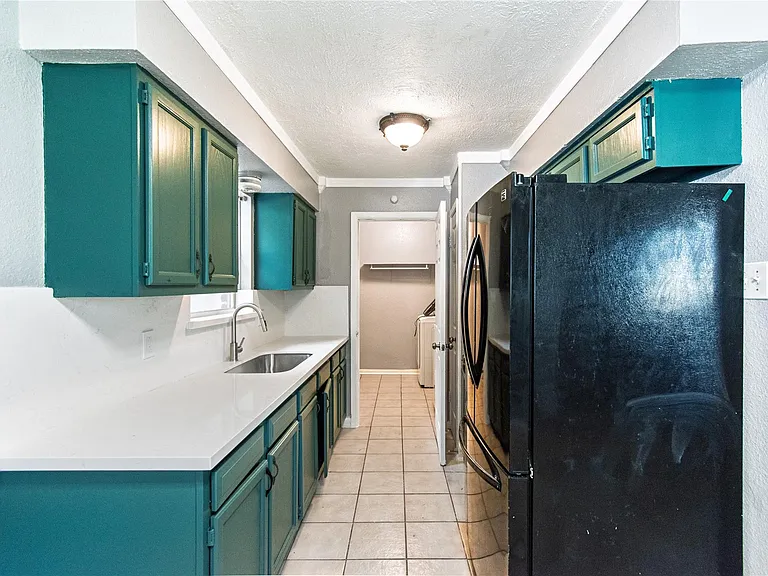 12906 Southspring Dr — Photo 5