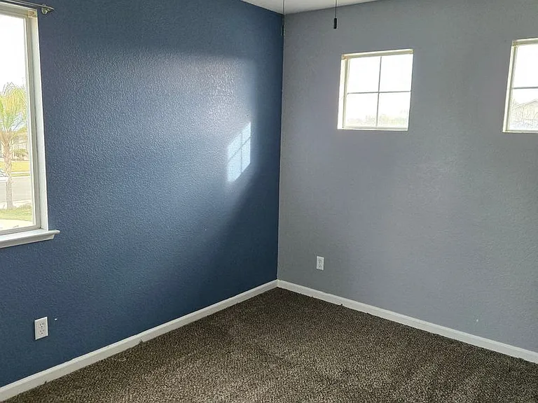 647 Vista Ct — Photo 20