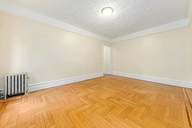 119-21 Metropolitan Avenue