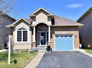 21 Guest St, Hamilton, ON