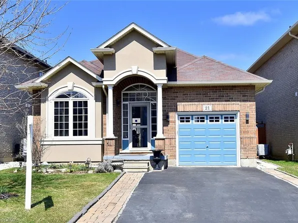21 Guest St, Hamilton, ON L9K 0G2