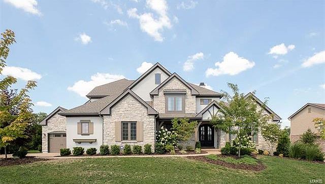 1st image of 401 Wythe House Ct