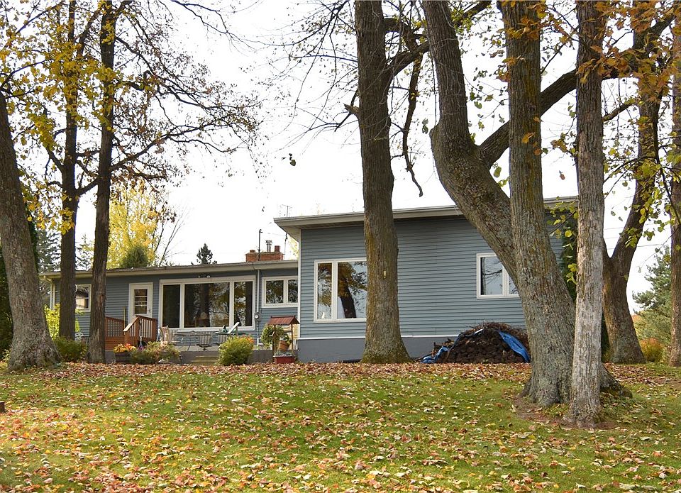 1st image of 2231A 20 1/2 - 20 1/4 Street