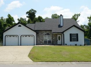 2640 Idlebrook Cir, Midway Park, NC 28544