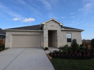 7711 Jade Crest Dr, Angleton, TX 77515