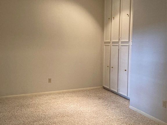 5th image of 1702 S Medio River Cir