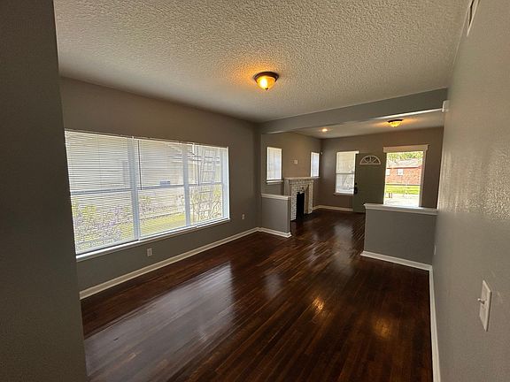 4th image of 1068 Day Ave