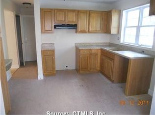 18 Colonial St, Hartford, CT 06106