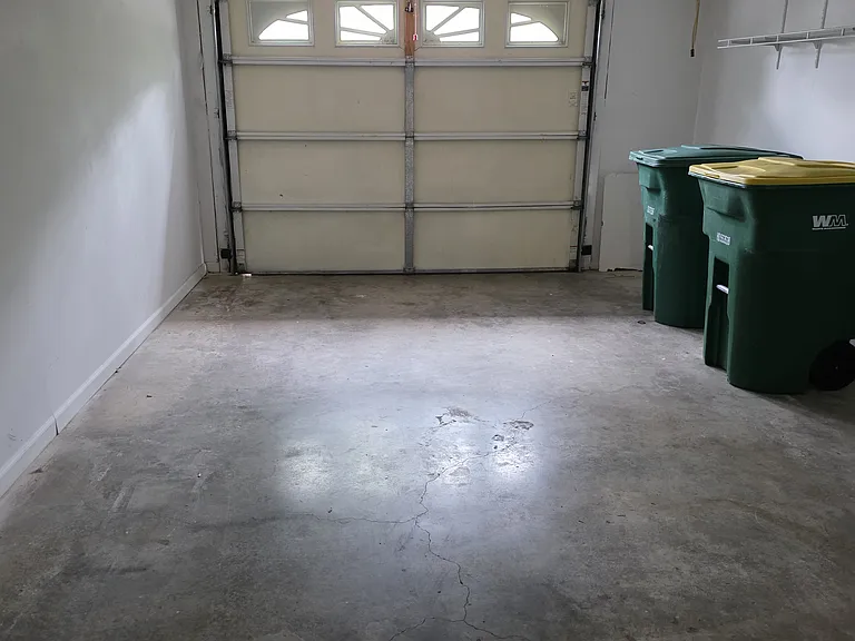 7505 Riverside Ct — Photo 36