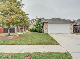 5612 Shadydell Dr, Fort Worth, TX 76135