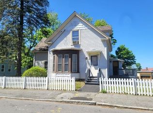 30 Kendall St, Lawrence, MA 01841
