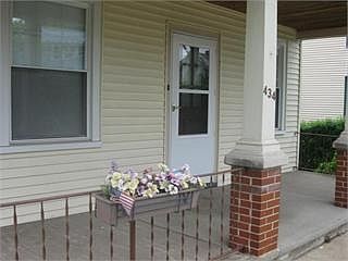 5th image of 434 Russell Ave