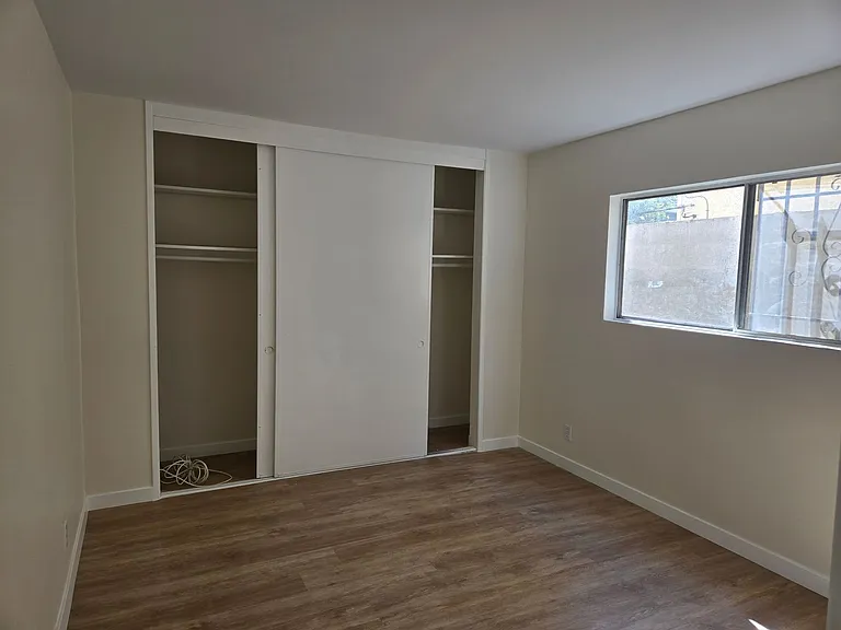 506 Ocean Park Blvd — Photo 4