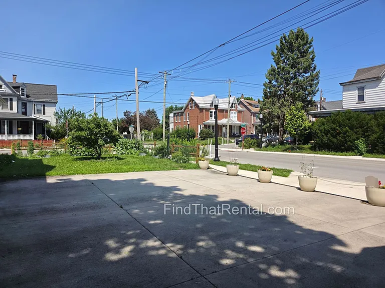 158 B St — Photo 25