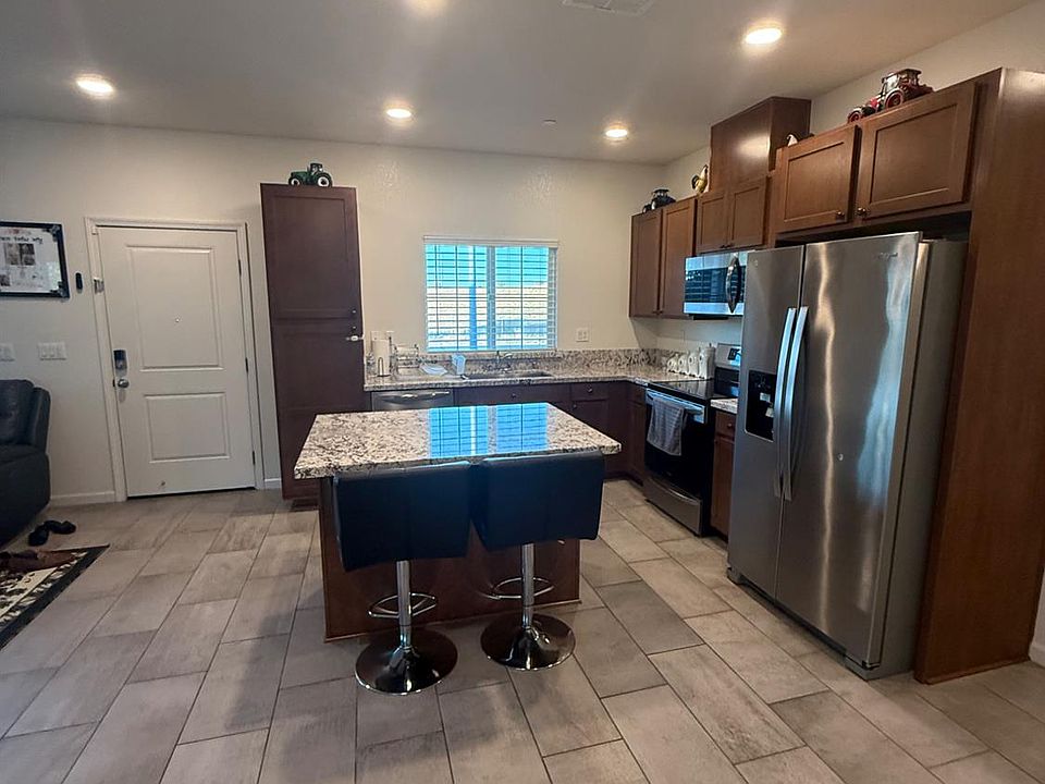 1st image of 3742 Bayou Rd