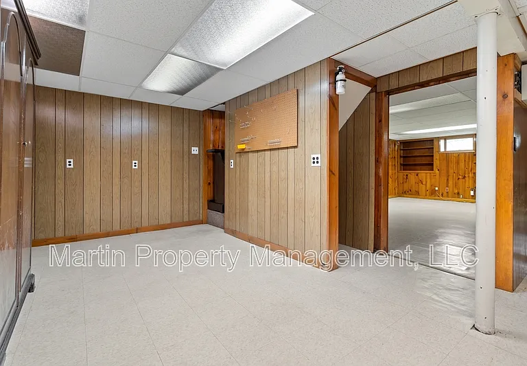 124 Cambridge St — Photo 13