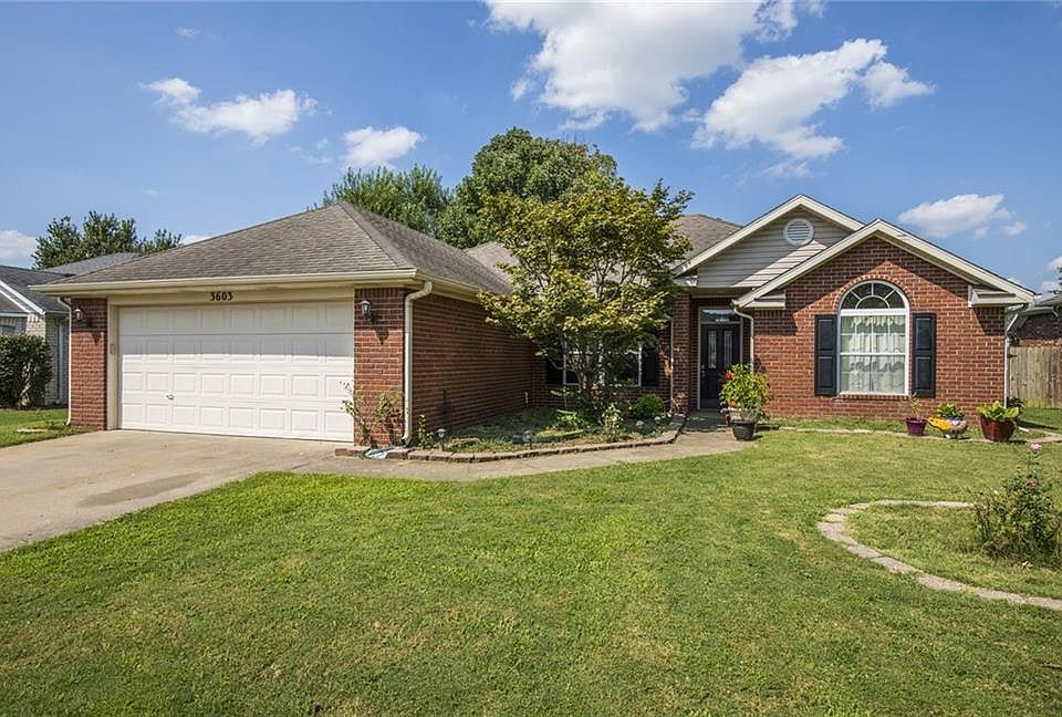 1st image of 3603 W Margaret Pl