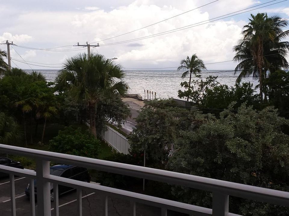 1st image of 1901 S Roosevelt Blvd APT 208-E