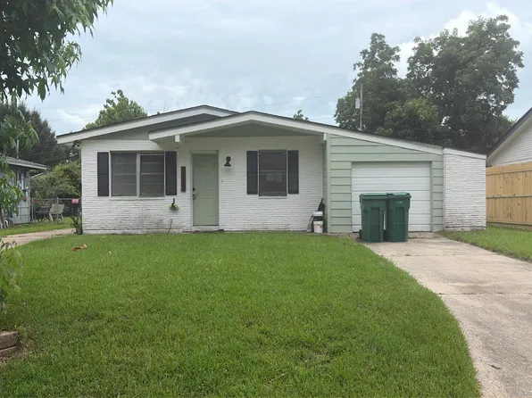 1937 Robin Ave, Orange, TX 77632